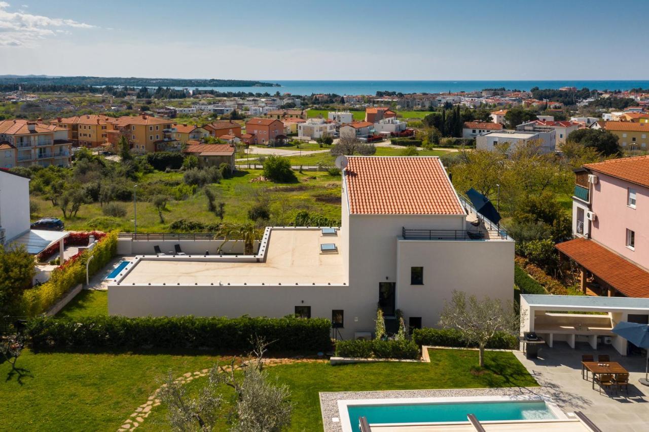 Belvedere Holidays Villas Novigrad  Exterior photo